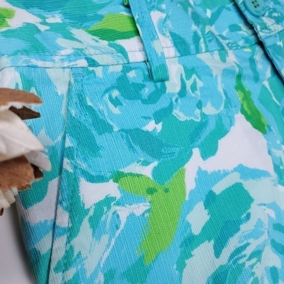 Lilly Pulitzer The Callahan Blue Lime White Floral Cotton Shorts Size 0 - Picture 13 of 16